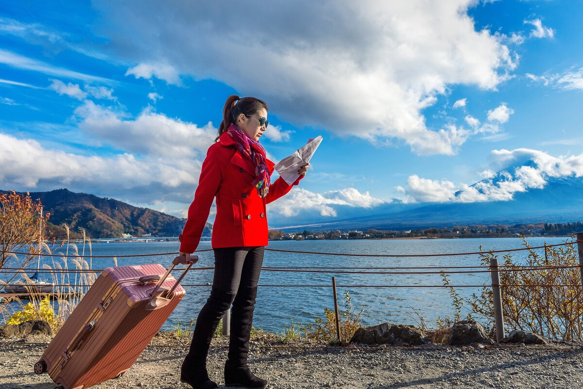 How to Travel on a Budget – Save More and Explore More!