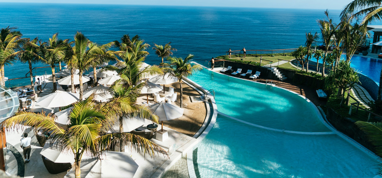 Ocean Breeze Hotel